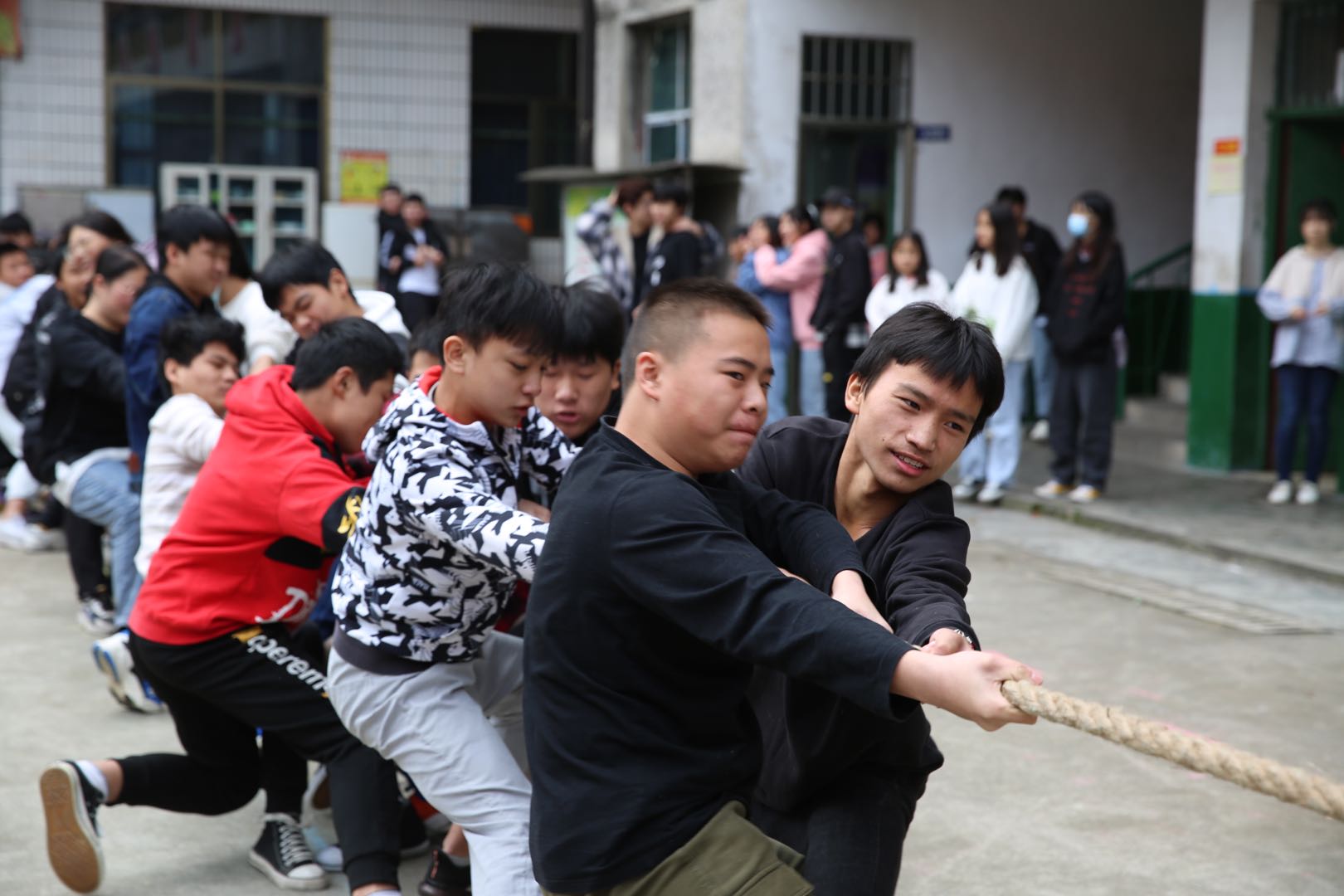 邵陽(yáng)市華龍中學(xué),邵陽(yáng)中學(xué)教育,高中教育,師資雄厚,名優(yōu)教師 邵陽(yáng)市華龍中學(xué),邵陽(yáng)中學(xué)教育,高中教育,師資雄厚,名優(yōu)教師