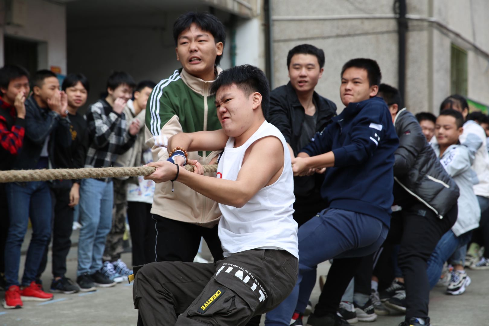 邵陽(yáng)市華龍中學(xué),邵陽(yáng)中學(xué)教育,高中教育,師資雄厚,名優(yōu)教師 邵陽(yáng)市華龍中學(xué),邵陽(yáng)中學(xué)教育,高中教育,師資雄厚,名優(yōu)教師