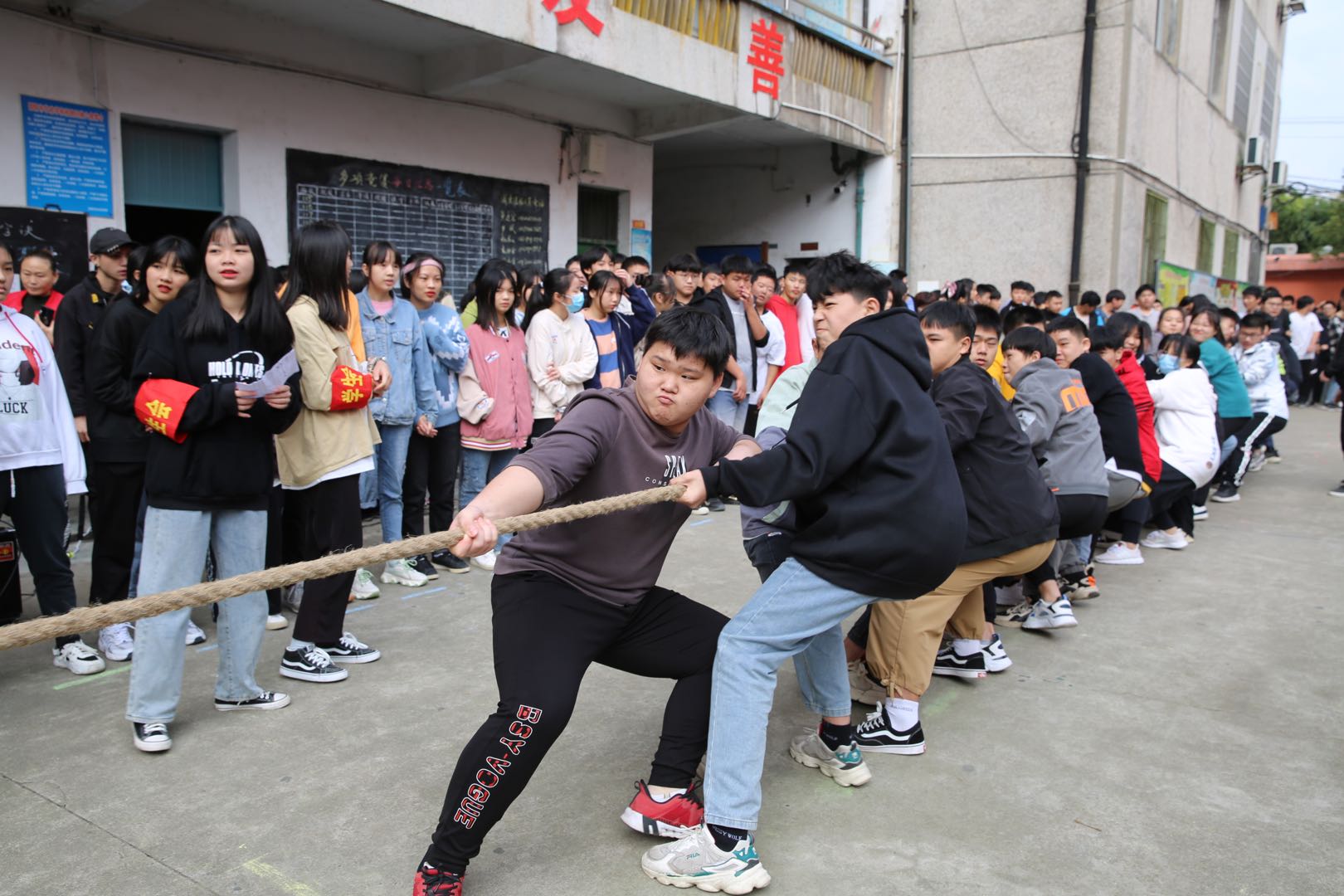 邵陽(yáng)市華龍中學(xué),邵陽(yáng)中學(xué)教育,高中教育,師資雄厚,名優(yōu)教師 邵陽(yáng)市華龍中學(xué),邵陽(yáng)中學(xué)教育,高中教育,師資雄厚,名優(yōu)教師