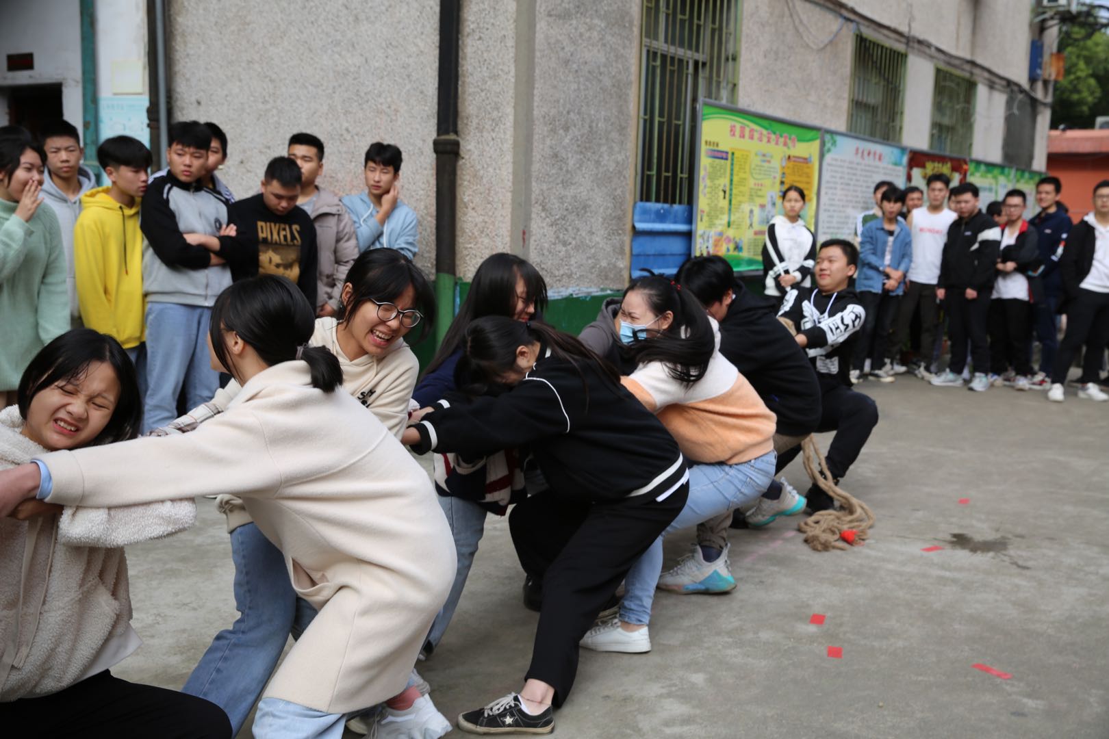 邵陽(yáng)市華龍中學(xué),邵陽(yáng)中學(xué)教育,高中教育,師資雄厚,名優(yōu)教師 邵陽(yáng)市華龍中學(xué),邵陽(yáng)中學(xué)教育,高中教育,師資雄厚,名優(yōu)教師