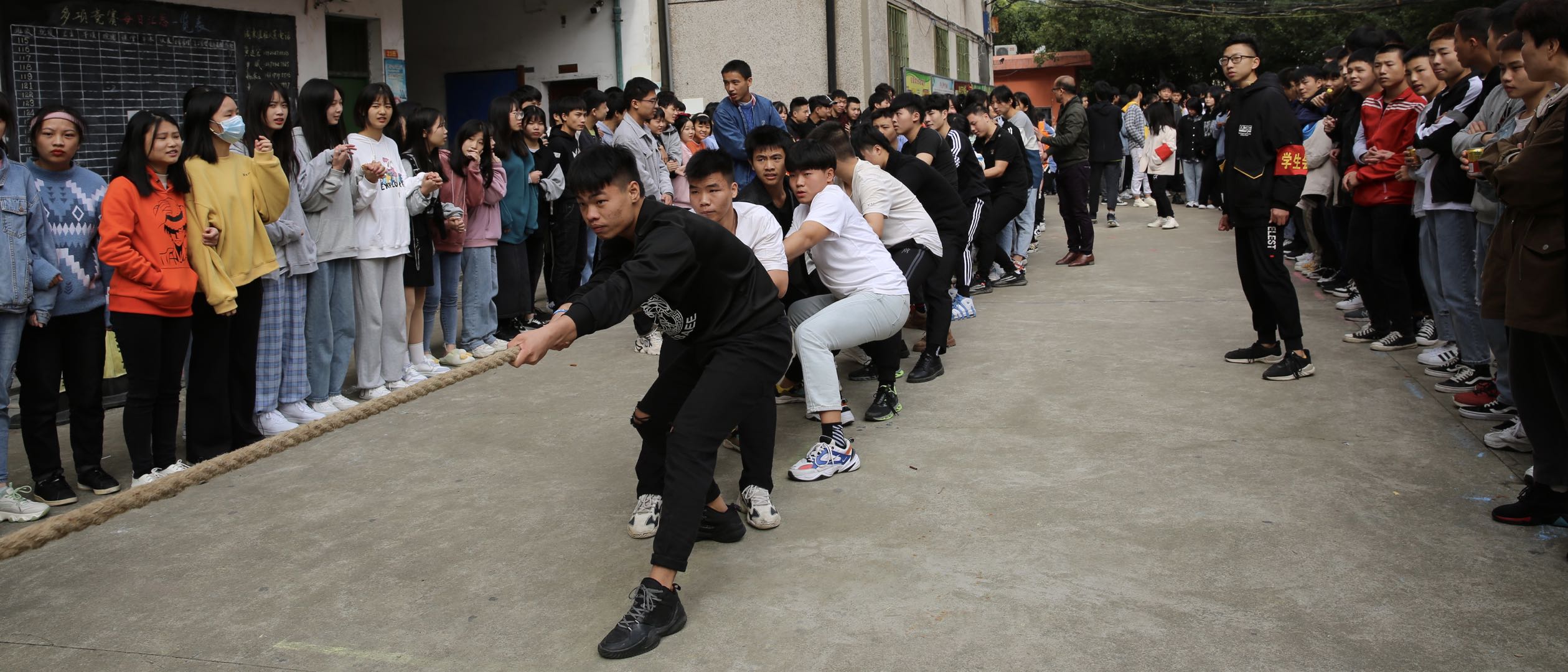 邵陽(yáng)市華龍中學(xué),邵陽(yáng)中學(xué)教育,高中教育,師資雄厚,名優(yōu)教師 邵陽(yáng)市華龍中學(xué),邵陽(yáng)中學(xué)教育,高中教育,師資雄厚,名優(yōu)教師