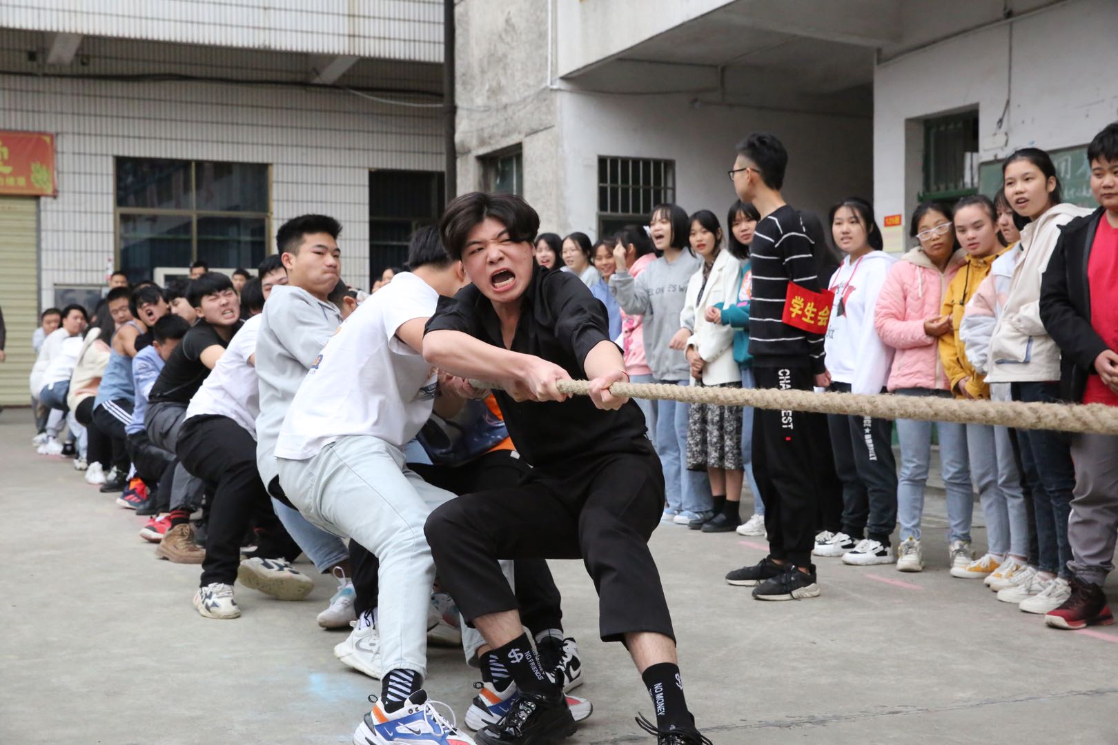 邵陽(yáng)市華龍中學(xué),邵陽(yáng)中學(xué)教育,高中教育,師資雄厚,名優(yōu)教師 邵陽(yáng)市華龍中學(xué),邵陽(yáng)中學(xué)教育,高中教育,師資雄厚,名優(yōu)教師
